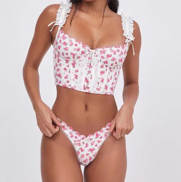 New sweet floral camisole with wooden ears French sexy wrapped chest